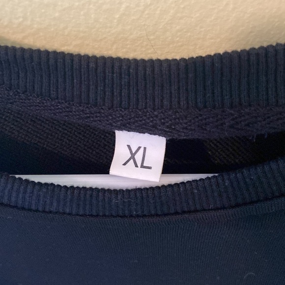 NWOT Sweatshirt with Cat - Picture 3 of 5